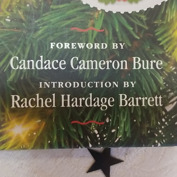 HALLMARK CHANNEL Countdown To Christmas Book - Picture 5 of 16